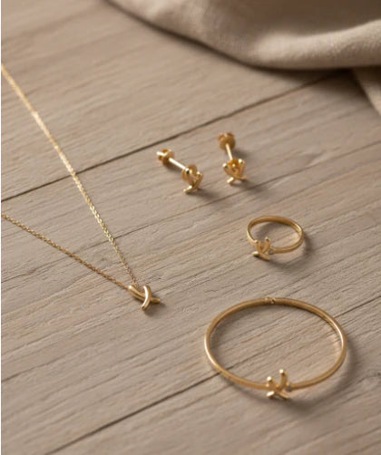 Golden Pearl Emblem Jewelry Set